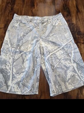 Love Soho Jeans Womens Size 11 Light Camo Mid Rise Baggy Cargo Shorts Streetwear